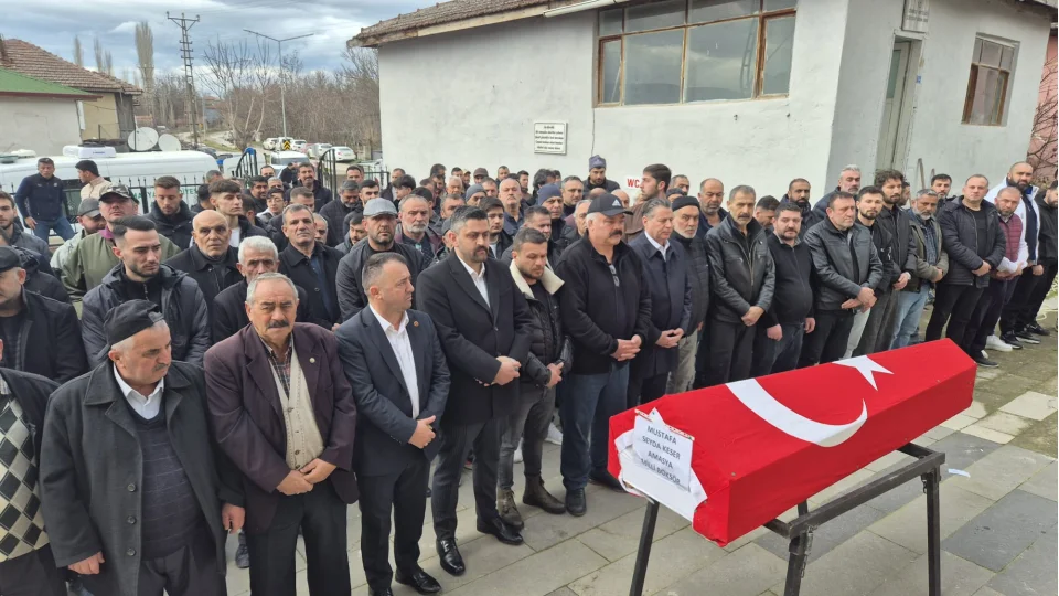 35 yaşında vefat eden milli boksöre son görev