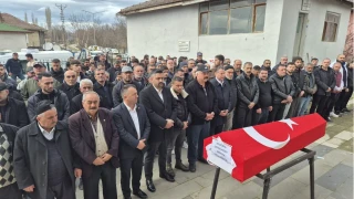 35 yaşında vefat eden milli boksöre son görev