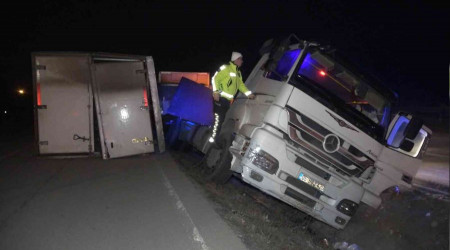 Alkol rnleri tayan tr devrildi: Alkoll srcnn ehliyetine el konuldu