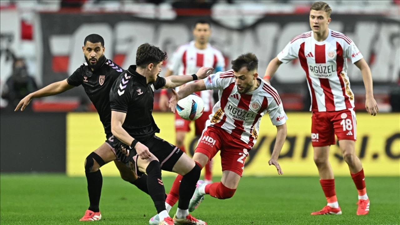 Antalyaspor, Samsunspor'u mağlup etti
