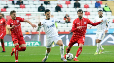 Antalyaspor son dakikada ykld 