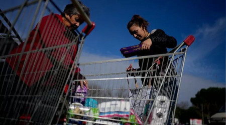 Arjantin alışveriş akınına uğruyor