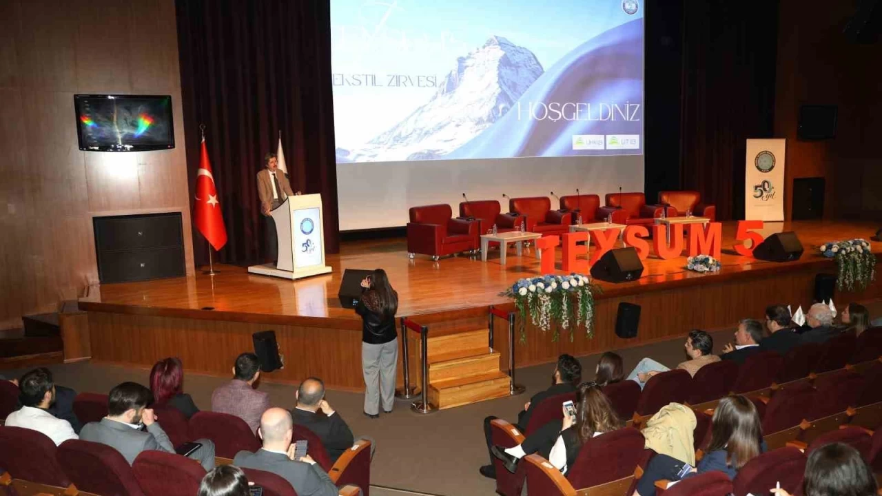Bursa'da tekstil zirvesi başladı