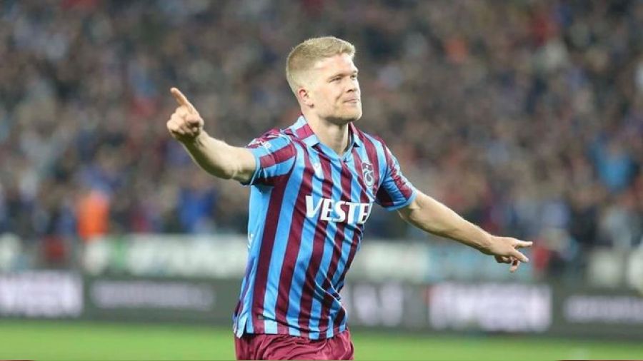 Cornelius'tan taraftarlara büyük övgü