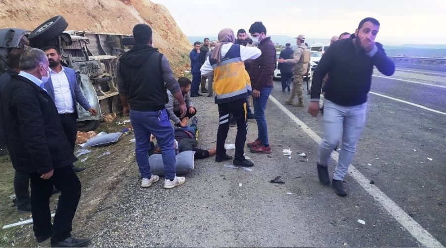 Diyarbakr'da feci kaza: 5 l, 4 yaral