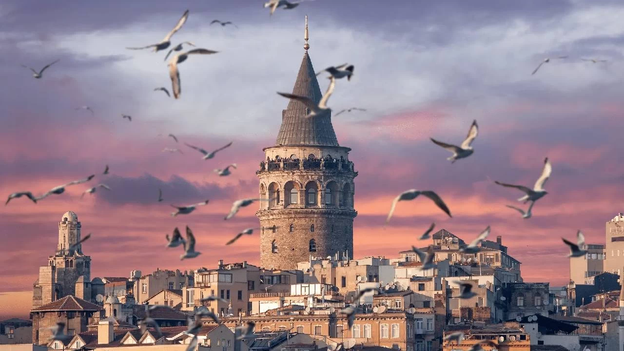 Galata Kulesinin byleyici hikayesi