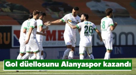 Gol düellosunu Alanyaspor kazandı