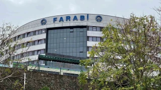 Hastasından para talep eden profesör tutuklandı