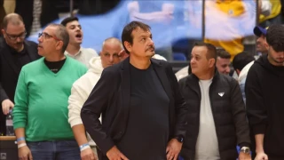 İsrail’de, Ergin Ataman'a çirkin saldırı::Ergin Ataman: 'Bu spor değil'