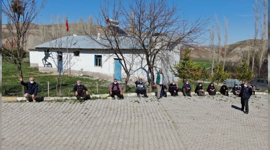 İstanbul'dan kaçtılar, köylerine Covid-19'u sokmadılar