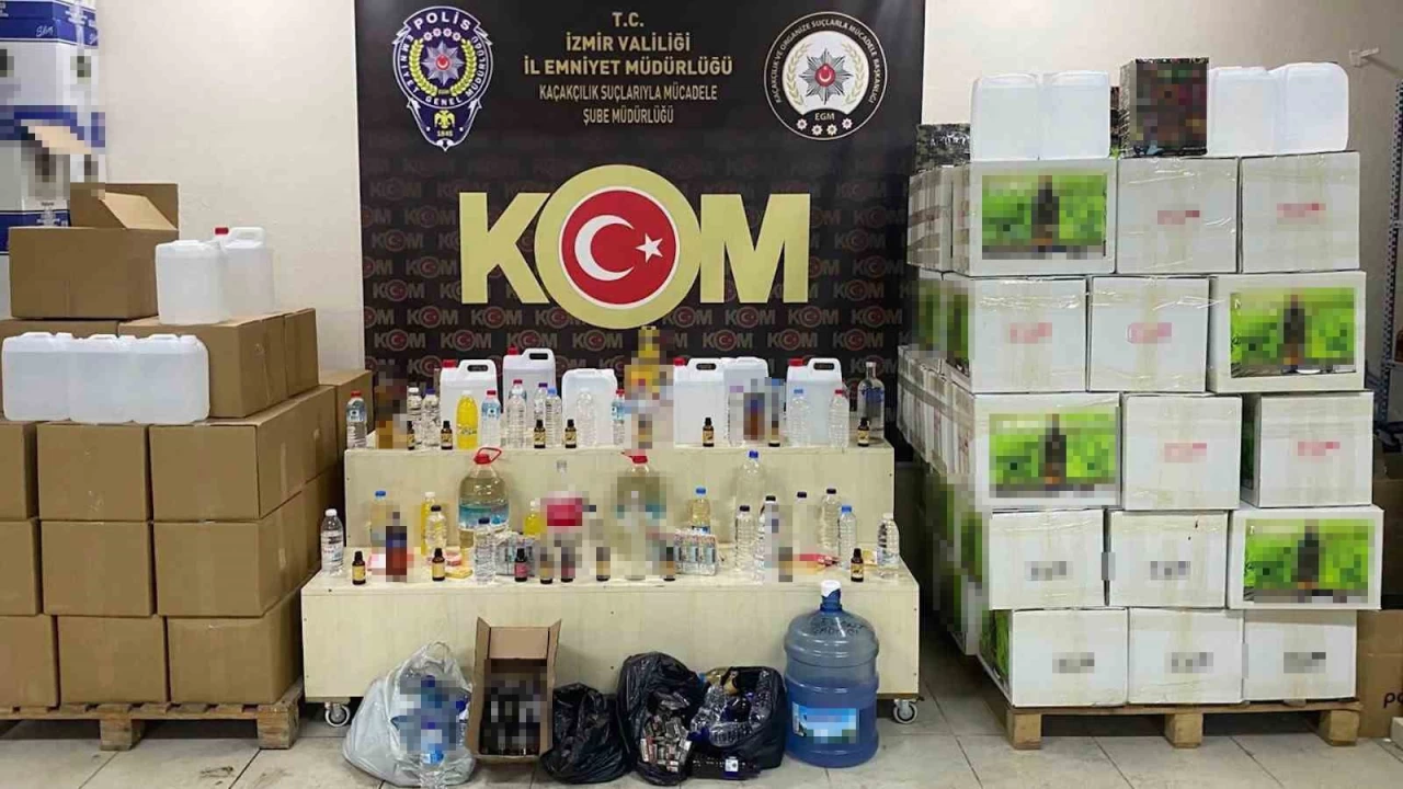 İzmir'de kaçakçılık operasyonu: 6 milyon liralık malzeme