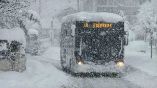 Karabük'te kar esareti devam ediyor