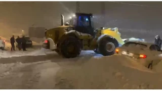 Muş'ta 345 köy yolu ulaşıma kapandı