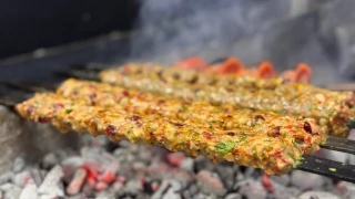 Şanlıurfalı kebapçı nardan kebap yaptı