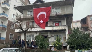 Şehit polisin Düzce'deki baba ocağına acı haber ulaştı