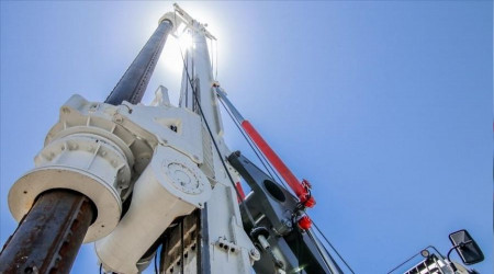 Afganistan'ın petrolü Çin'e emanet