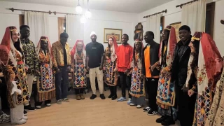 Afrikalı öğrenciler Yozgat'ta halay çekti, türküler söyledi
