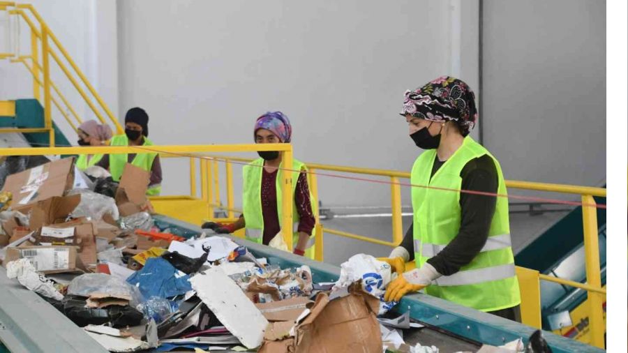 Aksaray'da her gün 5 ton atık ekonomiye kazandırılıyor