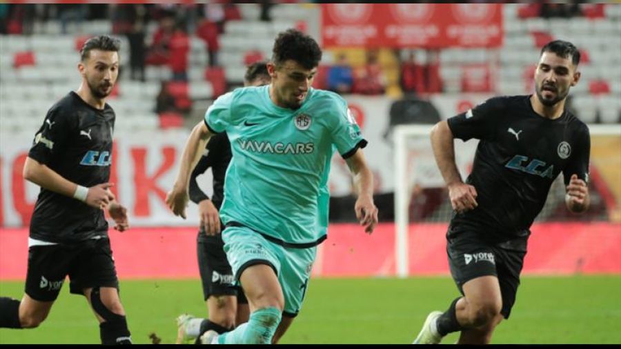 Antalyaspor son 16'da