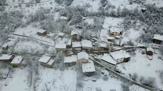 Bartın'da kar kalınlığı 1 metreyi aştı
