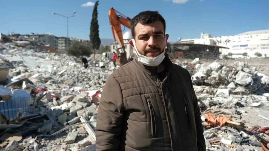 Enkazdan milyonluk ürünleri kurtarma çabası