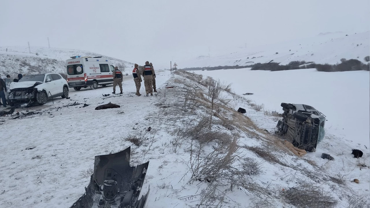 Erzurum'da iki ara arpt, 2 kii ld, 3 kii yaraland