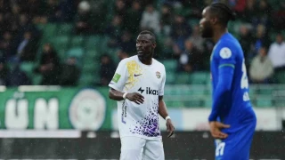 Eyüpspor, Mame Thiam ile yollarını ayırdı