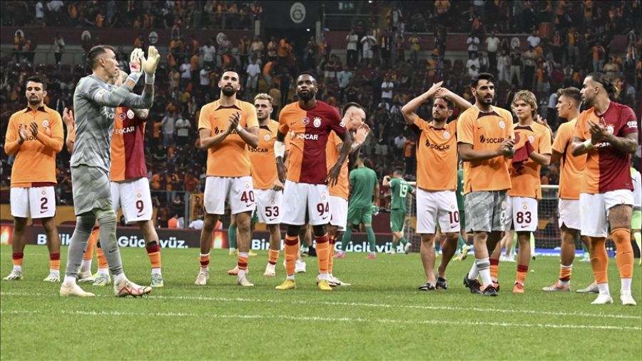 Galatasaray "Devler Ligi" iin sahaya kyor