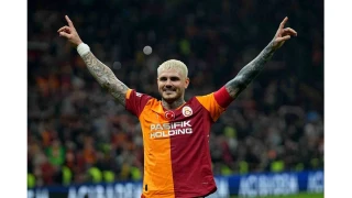 Galatasaray'da maç sonu üçlüsü Mauro Icardi'den