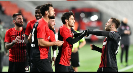 Gaziantep'in gol yükü orta sahada