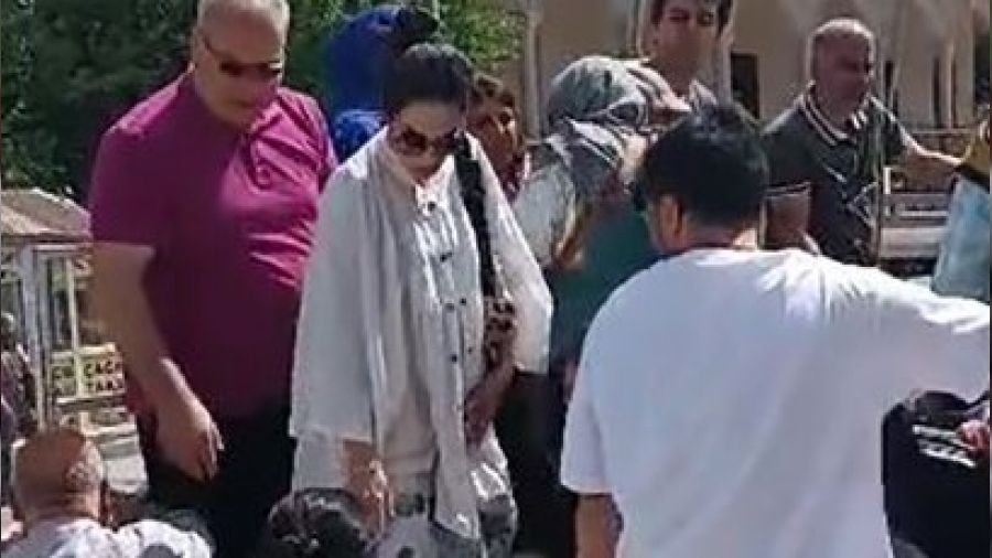 İranlı turistleri kamyonet kasasında taşımışlar