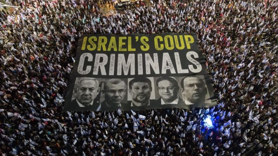 İsrailliler yine sokaklara indi