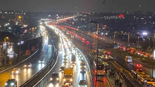 stanbul'da yala birlikte trafik younluu yzde 90'a yaklat