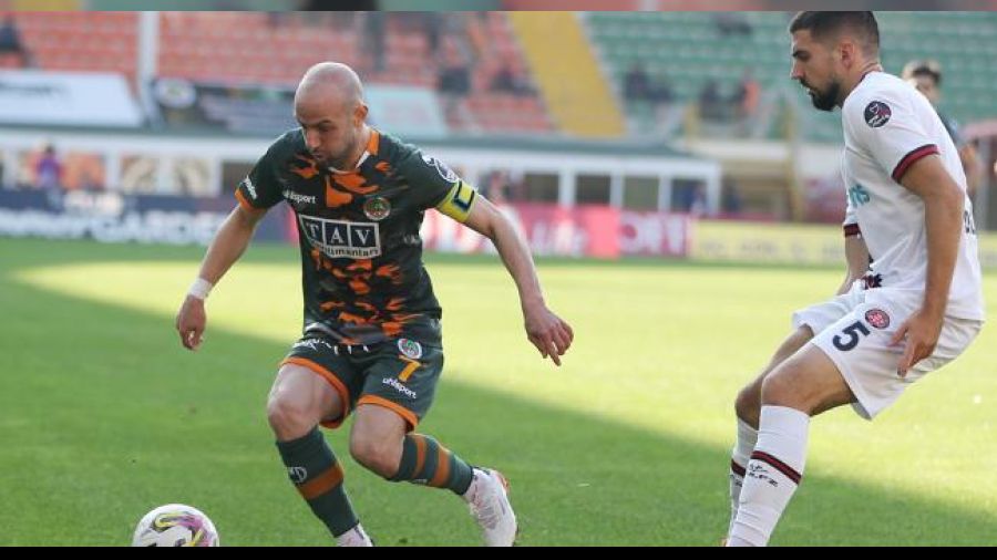 İtalyan işi mücadele gol düellosu