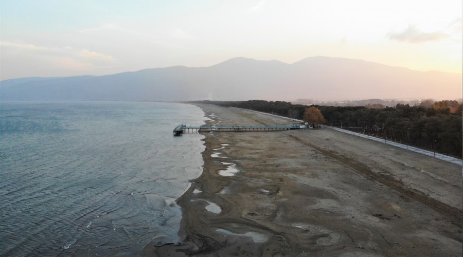 İznik gölü 100 metre çekildi