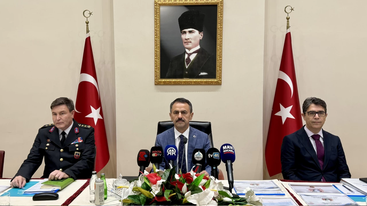 Kocaeli'de geçen ay 566 düzensiz göçmen yakalandı