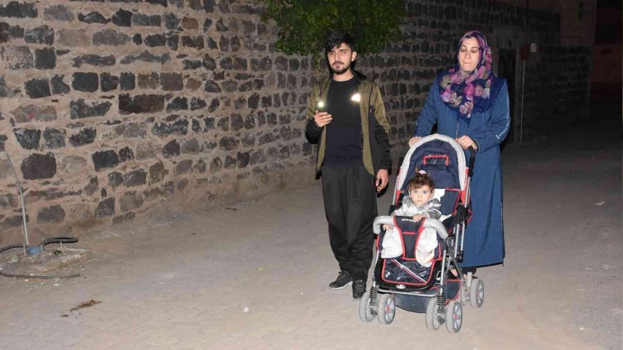 Mahallelinin 'elektrik' isyanı