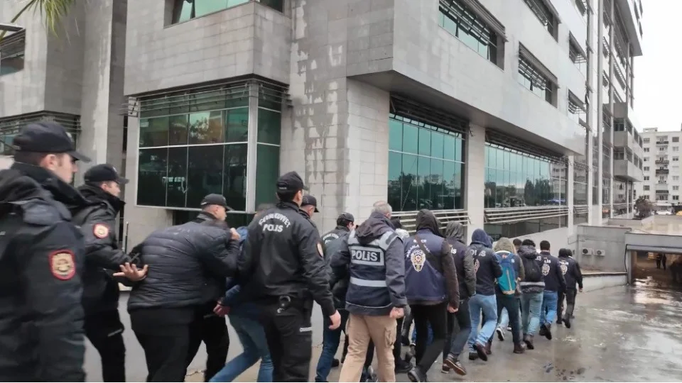 Mersin'de milyarlık yasa dışı bahis operasyonu: 9 tutuklama