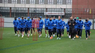 Recep Uçar: 'Hücuma dönük bir orta saha bakıyoruz'