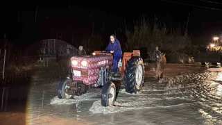 Seydikemer'de su baskını: Evler tahliye edildi