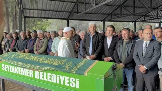 Seydikemer'de zehirlenme şüphesiyle hayatını kaybeden genç kız son yolculuğuna uğurlandı