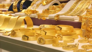 Altın haftaya kayıpla başladı