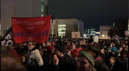 Berlin'de snmaclar iin gsteri