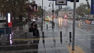 stanbul'da etkili olan ya vatandalara zor anlar yaatt