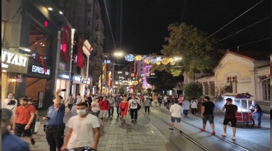 İstanbul'da sigara yasağı geldi