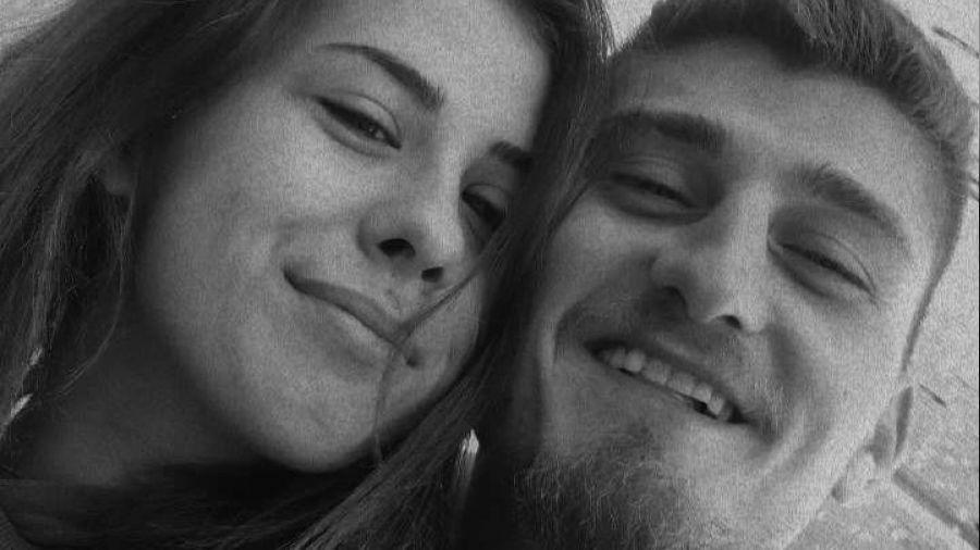 Kız arkadaşının bıçakladığı genç hayatını kaybetti