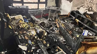 Psikolojik sorunları vardı: Evini ateşe verdi