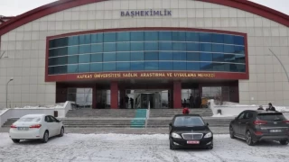 Şantiyede gıdadan zehirlendiği ileri sürülen 2 işçiden 1'i öldü