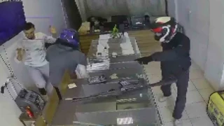 Suriyeli kuyumcudan 22 milyon TL'lik vurgun 3 dakika sürdü