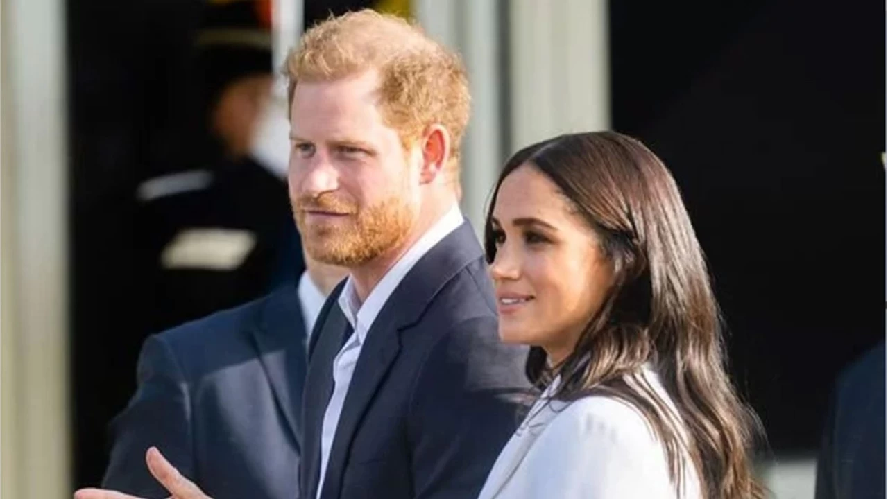 Trump'tan Sussex Dk Prens Harry ve ei Meghan Markle iin snr d aklamas